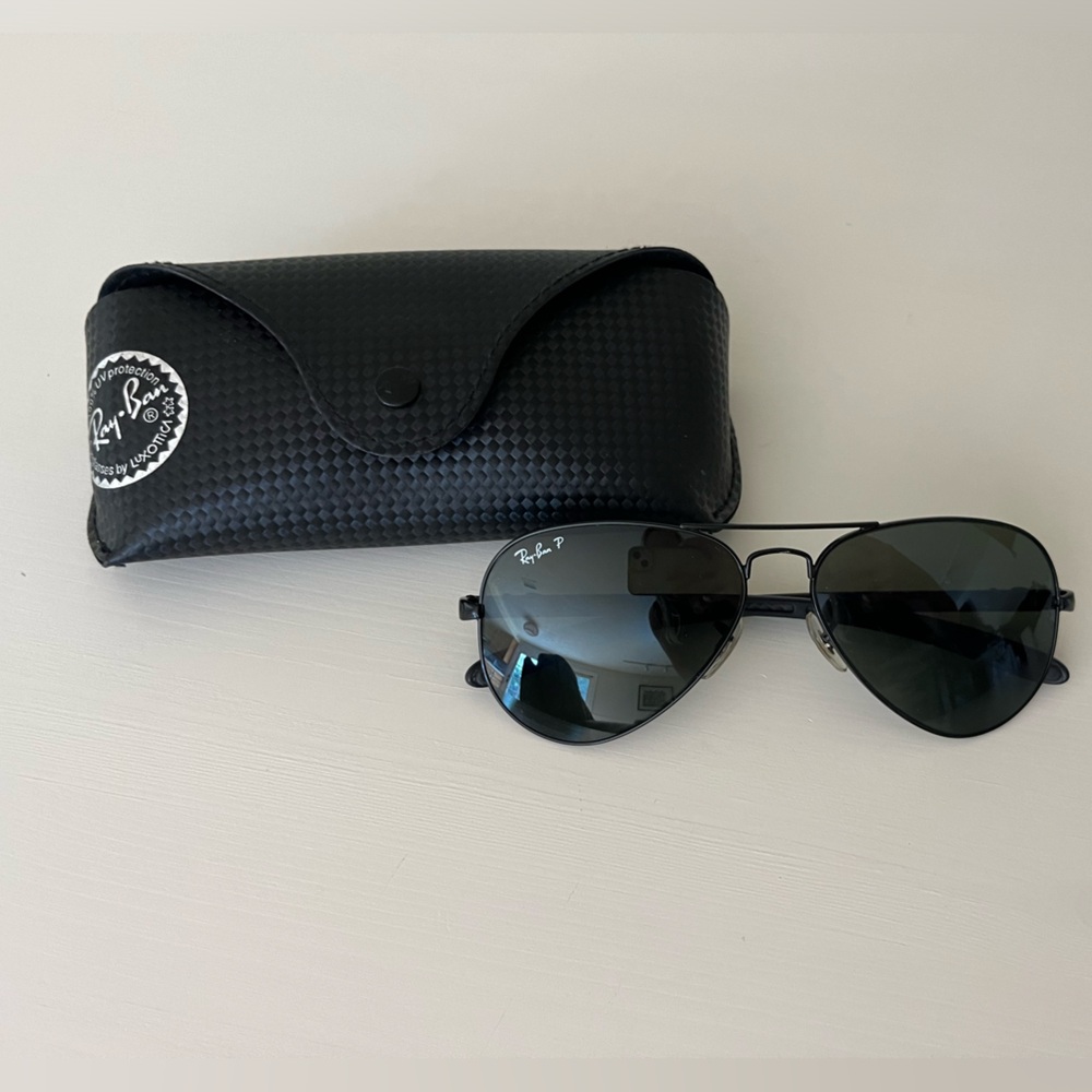 Black aviator RayBans never used